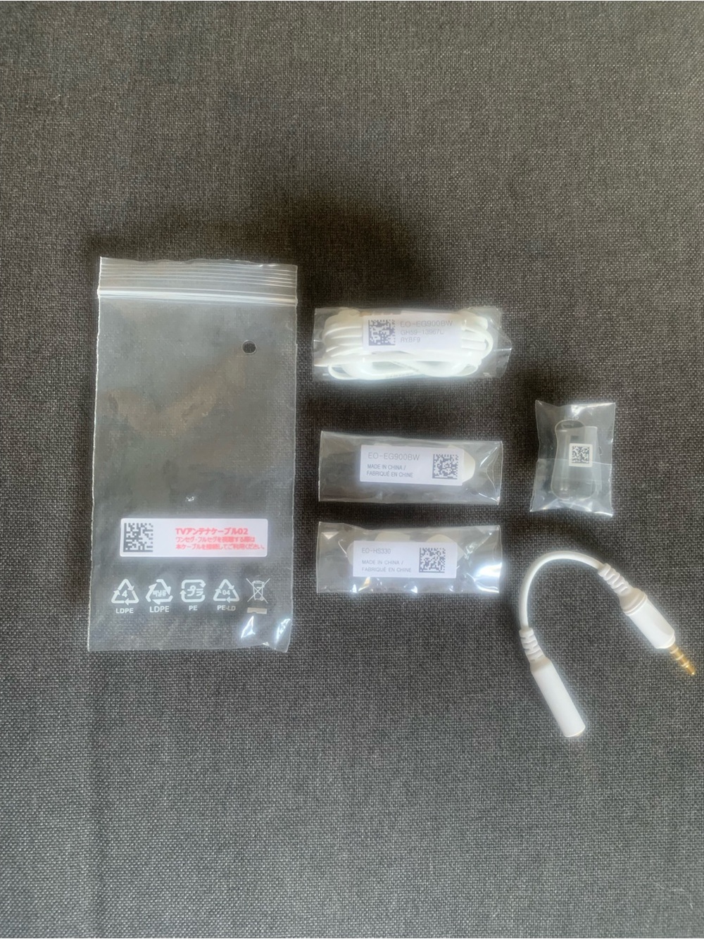 Genuine Samsung EO-EG900BW Handsfree Headphones Earphones Earbud & Mic NWT